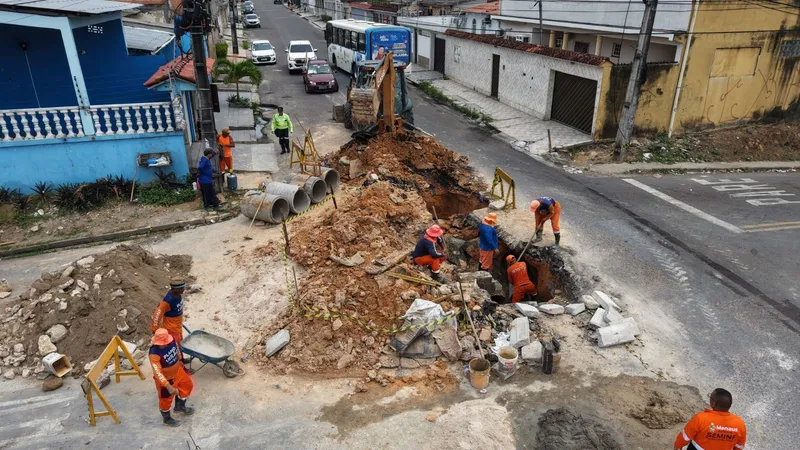 Foto de divulgação: Manaus conclui obra emergencial de drenagem no bairro da Paz